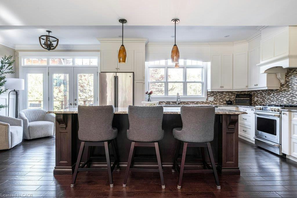381 Woodworth Court, Hamilton, ON, L9G 2N2 - 9