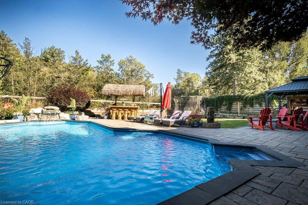 381 Woodworth Court, Hamilton, ON, L9G 2N2 - 38