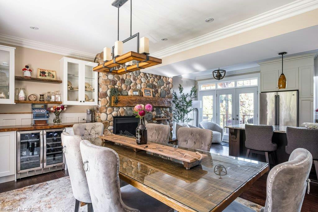 381 Woodworth Court, Hamilton, ON, L9G 2N2 - 8