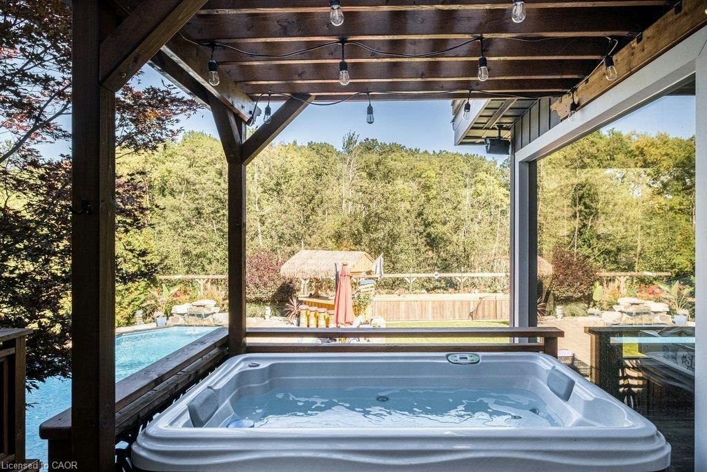 381 Woodworth Court, Hamilton, ON, L9G 2N2 - 36