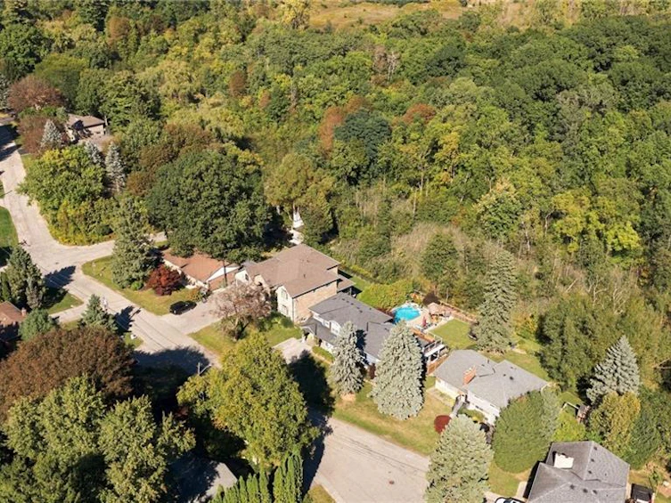 381 Woodworth Court, Hamilton, ON, L9G 2N2 - 48