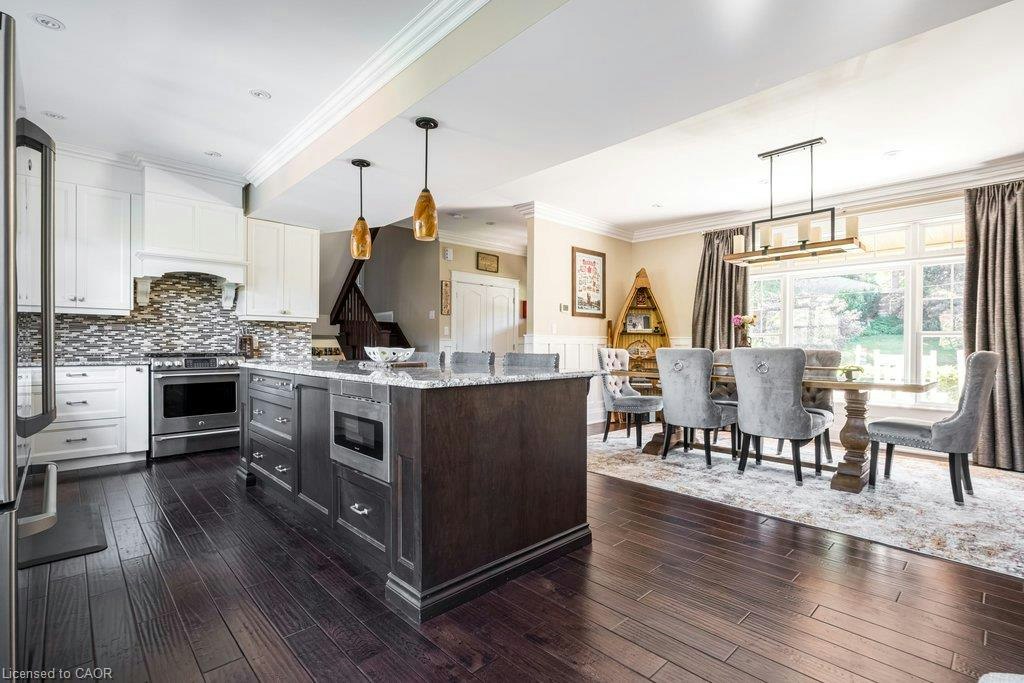 381 Woodworth Court, Hamilton, ON, L9G 2N2 - 10