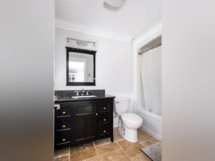 381 Woodworth Court, Hamilton, ON, L9G 2N2 - 24
