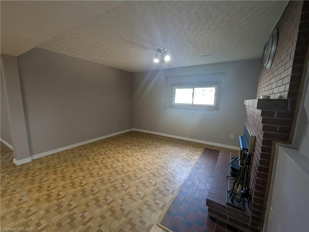 23 Hubert Court, Cambridge, ON, N3C 3R2 - 30