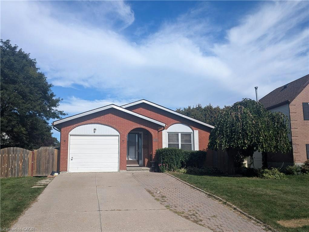 23 Hubert Court, Cambridge, ON, N3C 3R2 - 2