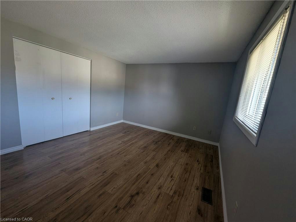 23 Hubert Court, Cambridge, ON, N3C 3R2 - 16