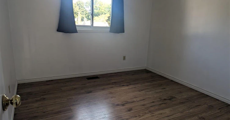 23 Hubert Court, Cambridge, ON, N3C 3R2 - 14