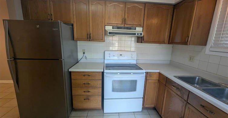 23 Hubert Court, Cambridge, ON, N3C 3R2 - 9