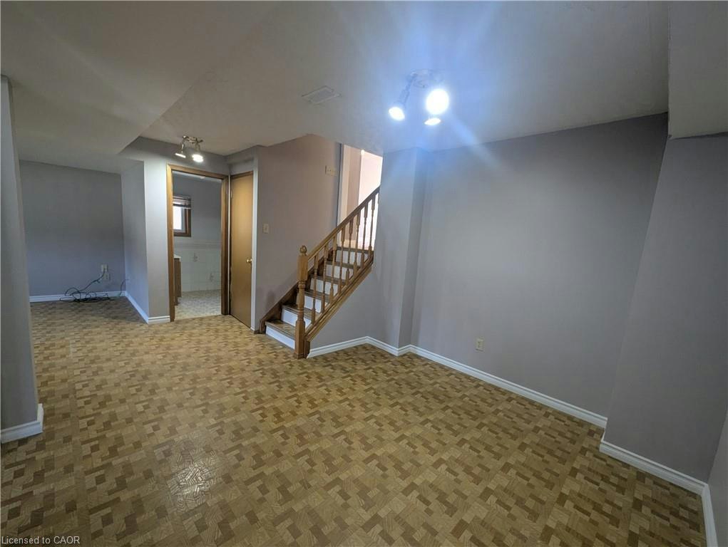23 Hubert Court, Cambridge, ON, N3C 3R2 - 24