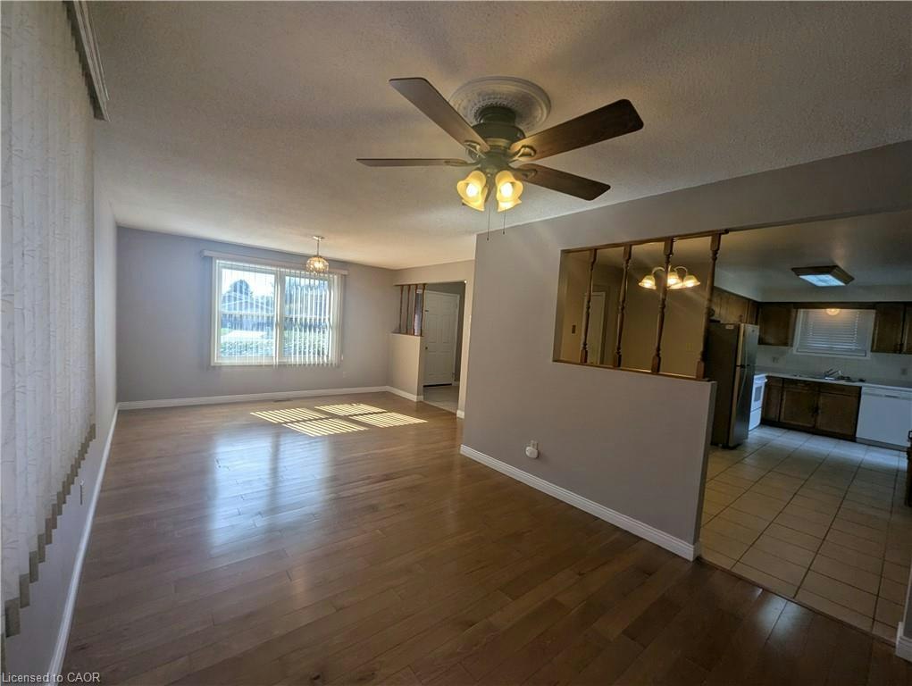 23 Hubert Court, Cambridge, ON, N3C 3R2 - 5