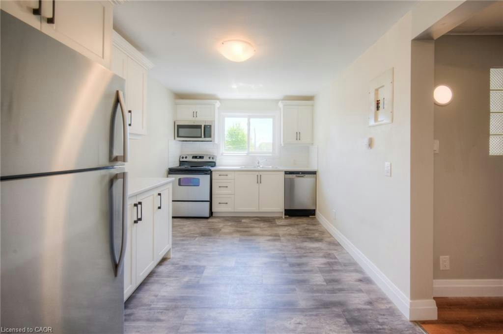 32-158 Erb Street E, Waterloo, ON, N2J 1M4