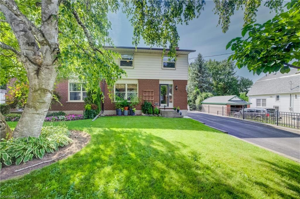 124 Queensway Drive, Woolwich, ON, N0B 2N0