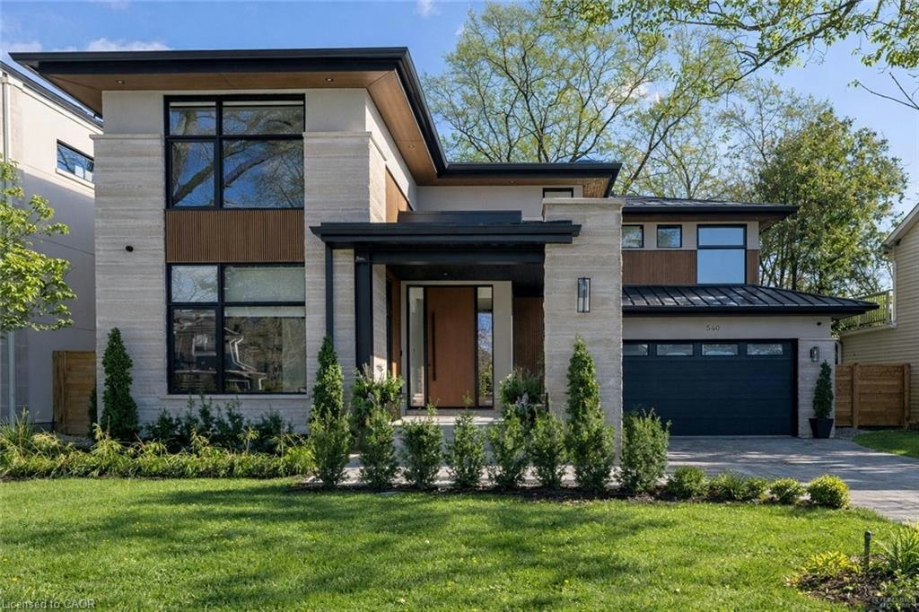 540 Patricia Drive, Oakville, ON, L6K 1M2