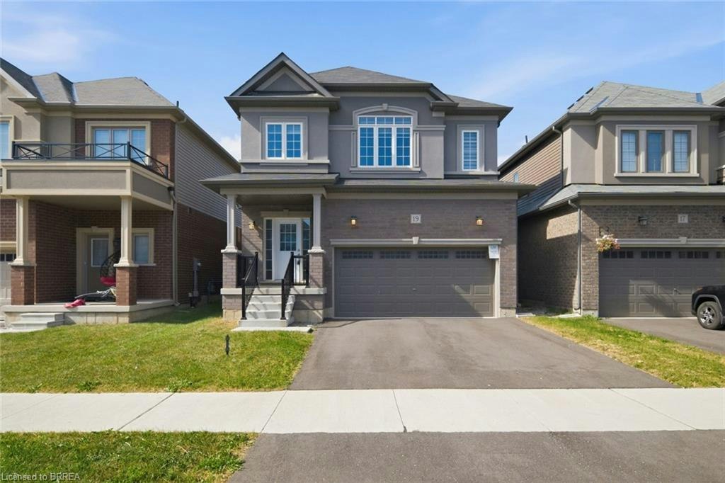 19 Tooker Drive, Brantford, ON, N3V 0B6