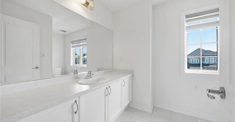 19 Tooker Drive, Brantford, ON, N3V 0B6 - 18