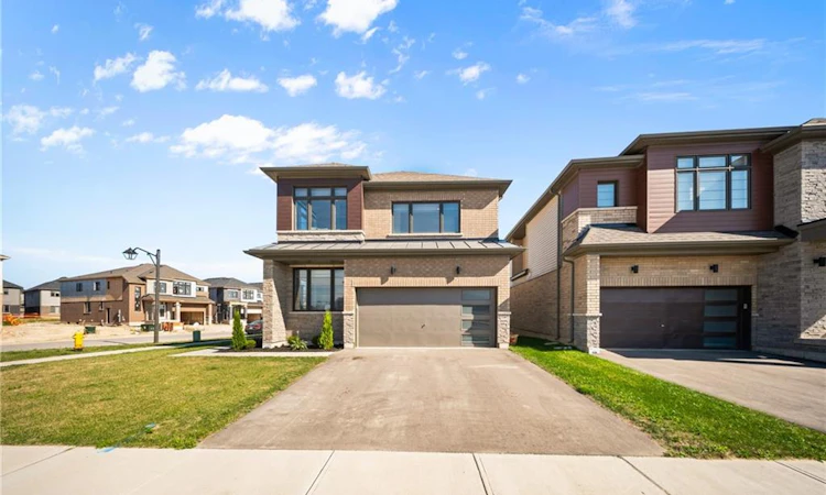 1 Bee Crescent