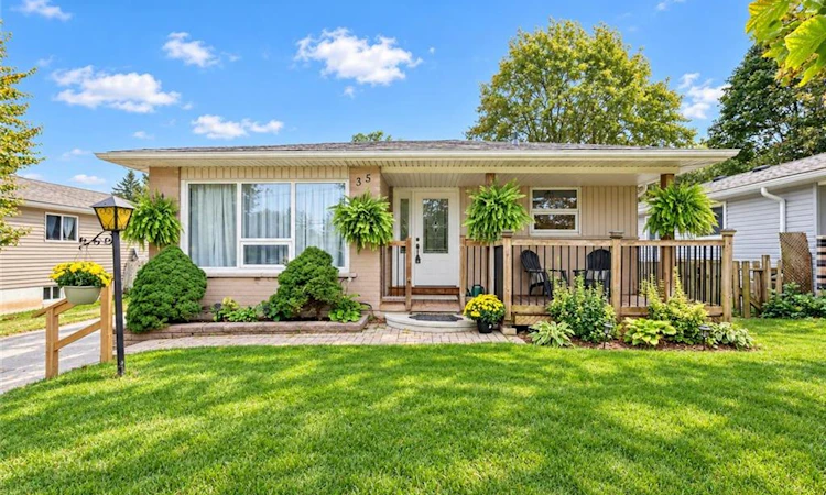 35 Eastview Road