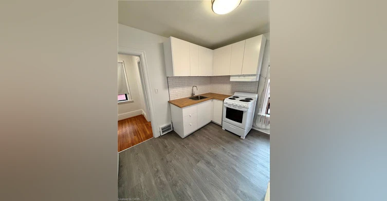 1-58 St. Matthew's Avenue, Hamilton, ON, L8L 5P3 - 4