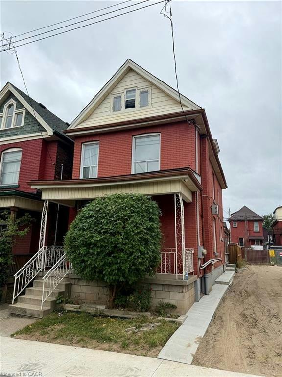 1-58 St. Matthew's Avenue, Hamilton, ON, L8L 5P3 - 2
