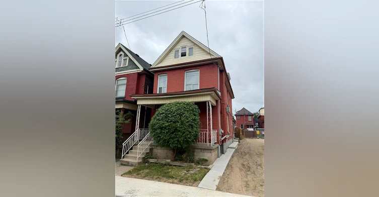 1-58 St. Matthew's Avenue, Hamilton, ON, L8L 5P3 - 2