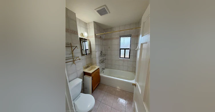 1-58 St. Matthew's Avenue, Hamilton, ON, L8L 5P3 - 7