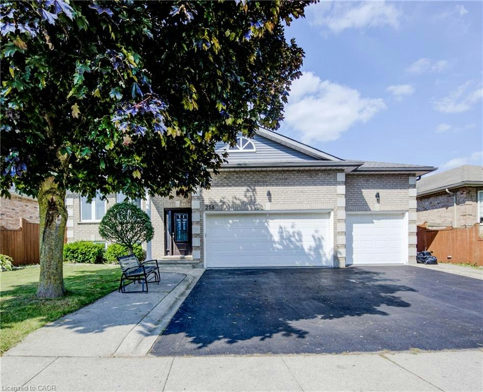 258 Saginaw Parkway, Cambridge, ON, N1T 1R7