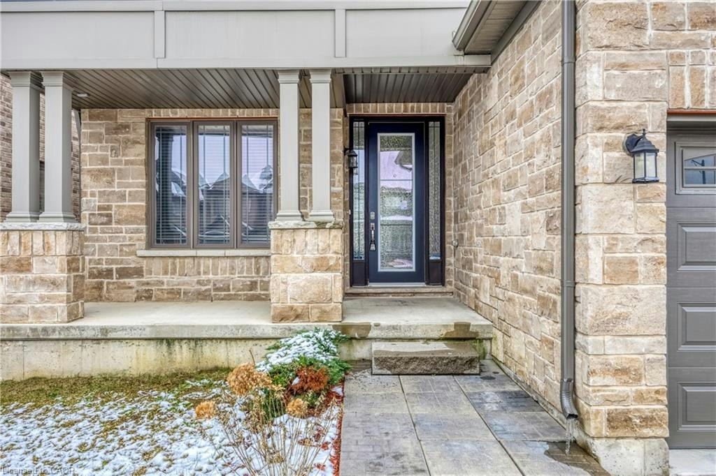 56 Lexington Avenue, Hamilton, ON, L8J 0L5 - 2