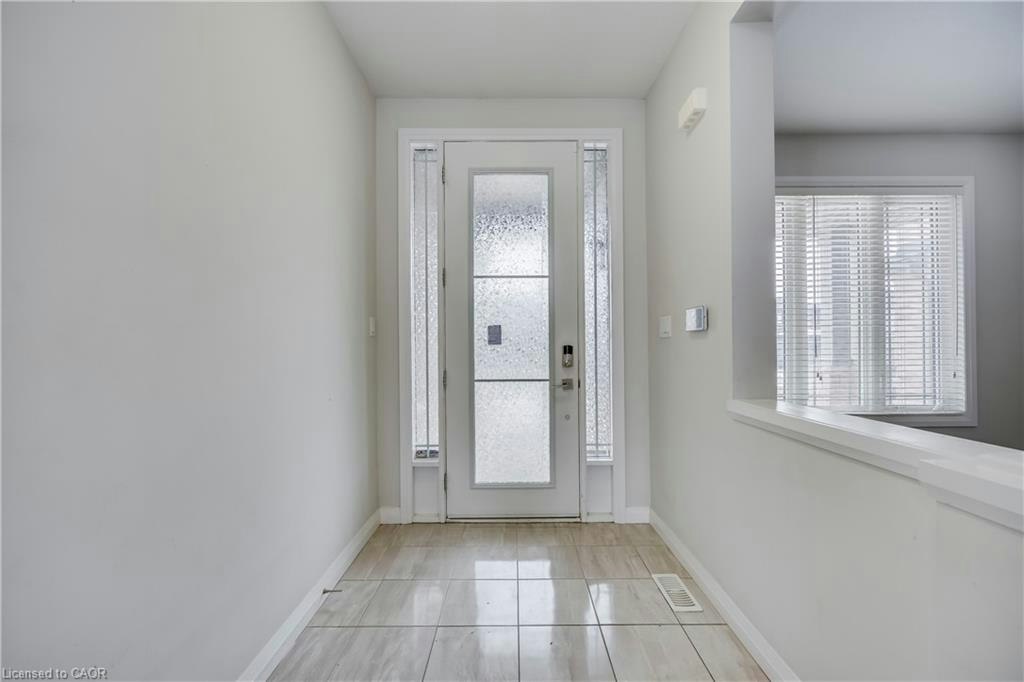 56 Lexington Avenue, Hamilton, ON, L8J 0L5 - 3
