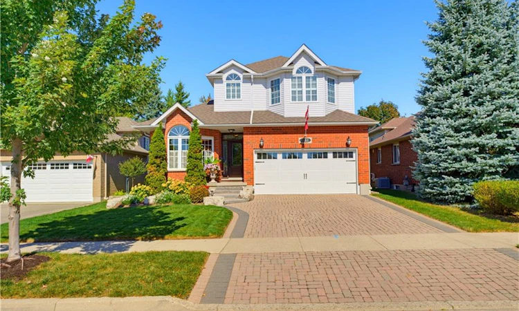247 Fern Crescent