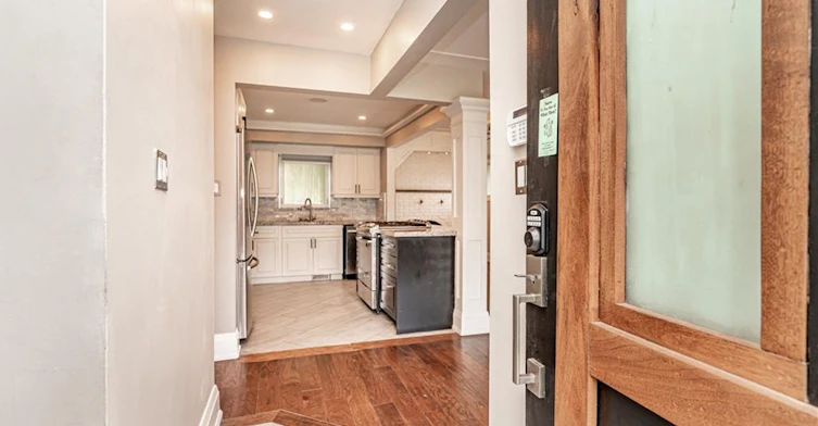 (main level)-33 Kenwood Crescent, Hamilton, ON, L8T 1W3 - 3