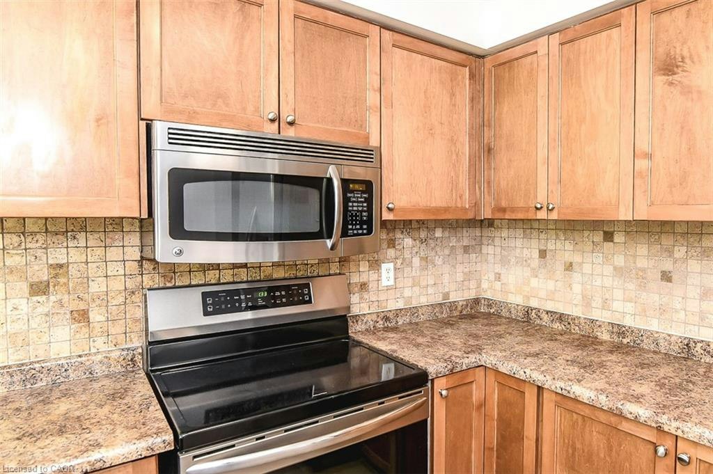 37 Cornerstone Drive, Hamilton, ON, L8J 0A1 - 11