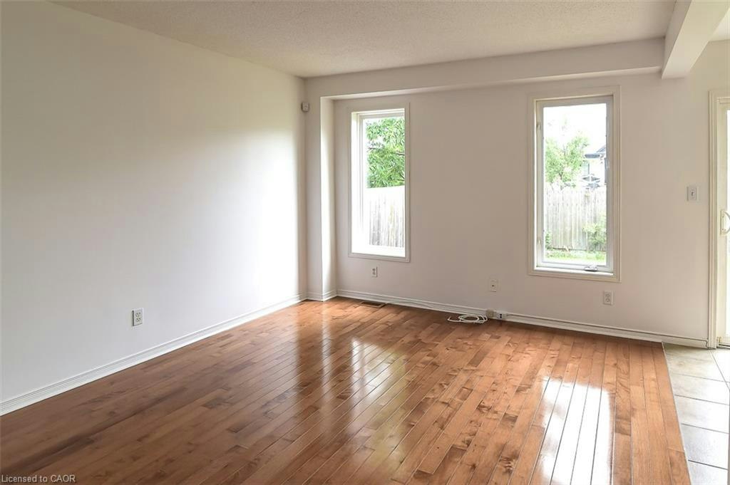 37 Cornerstone Drive, Hamilton, ON, L8J 0A1 - 6