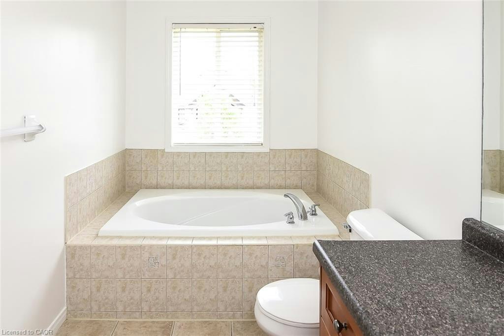 37 Cornerstone Drive, Hamilton, ON, L8J 0A1 - 25