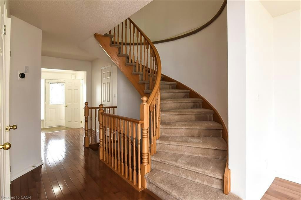 37 Cornerstone Drive, Hamilton, ON, L8J 0A1 - 16