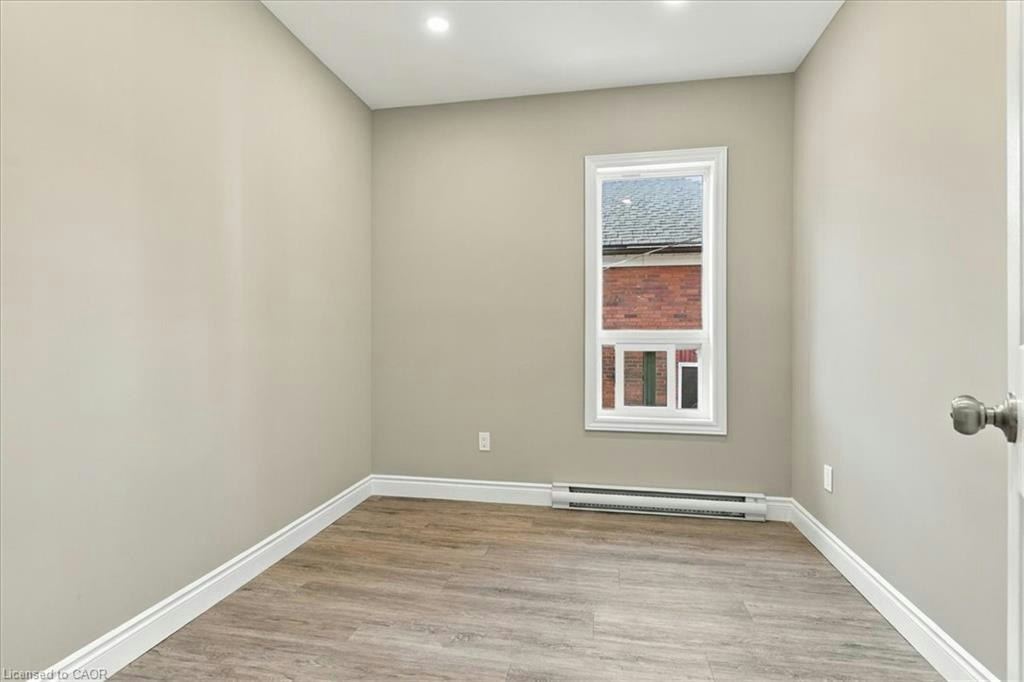 Upper-17 Eby Street S, Kitchener, ON, N2G 3K6 - 11