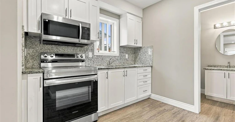 Upper-17 Eby Street S, Kitchener, ON, N2G 3K6 - 5