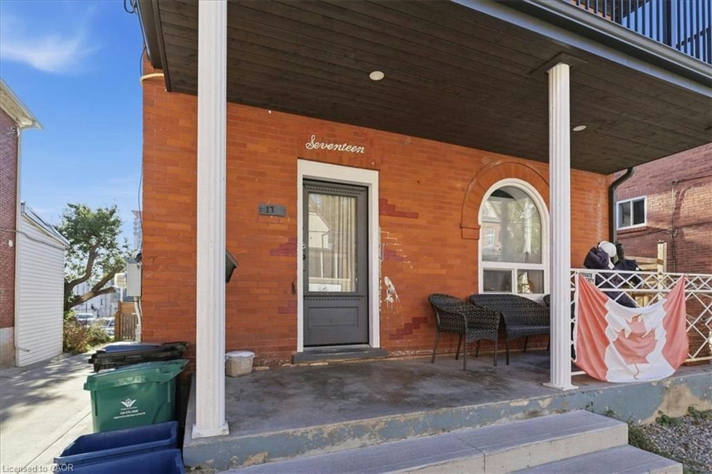 Upper-17 Eby Street S, Kitchener, ON, N2G 3K6 - 2