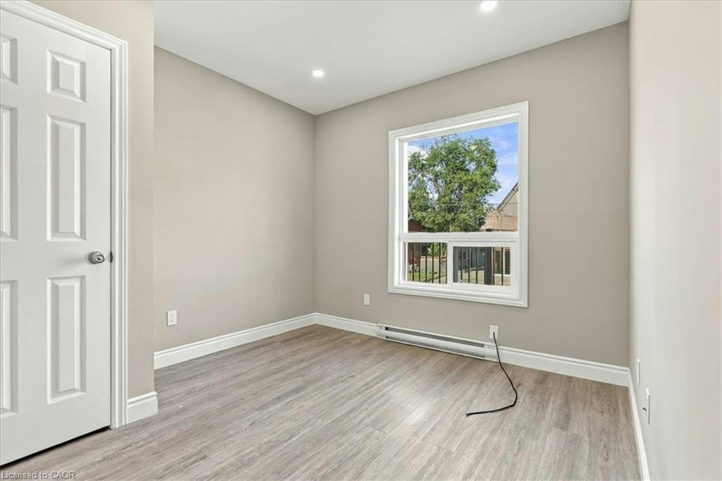 Upper-17 Eby Street S, Kitchener, ON, N2G 3K6 - 12