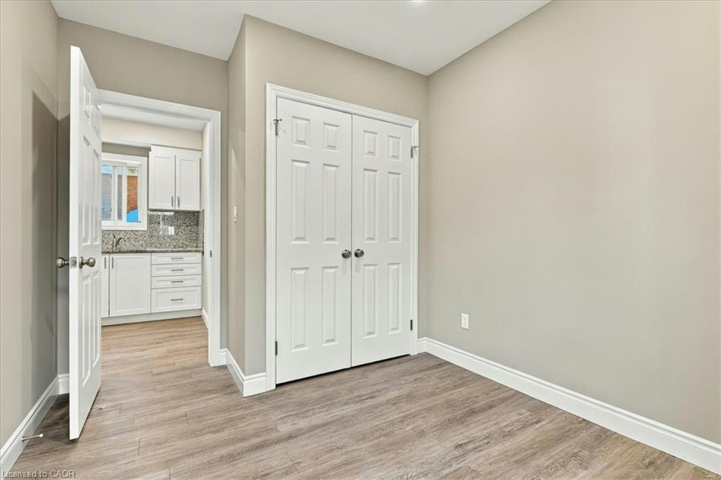 Upper-17 Eby Street S, Kitchener, ON, N2G 3K6 - 9
