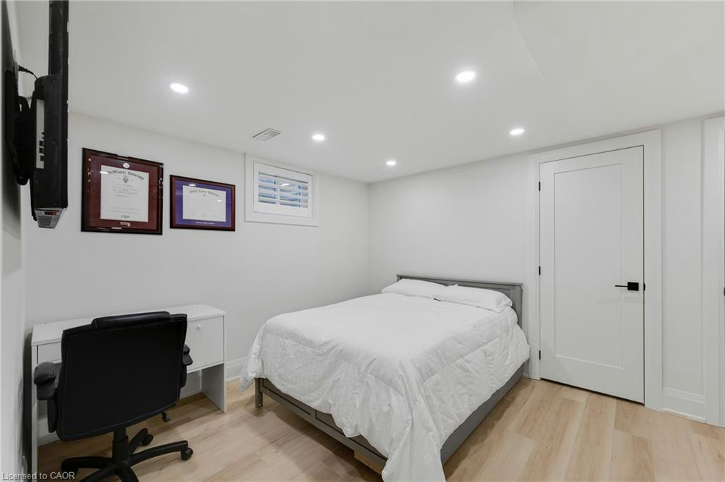 1-2377 Industrial Street, Burlington, ON, L7P 1A4 - 20