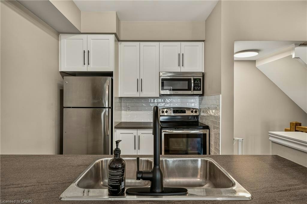 35-257 Parkside Drive, Hamilton, ON, L8B 0W5 - 10