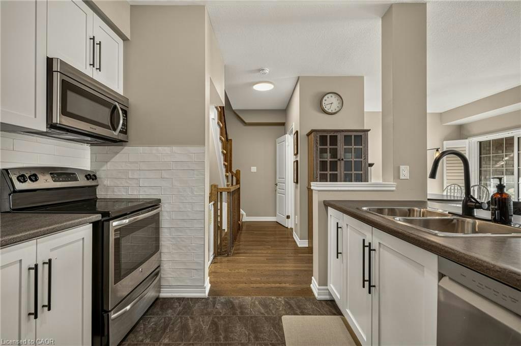 35-257 Parkside Drive, Hamilton, ON, L8B 0W5 - 8