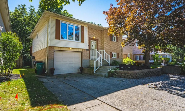 414 Woods Lane