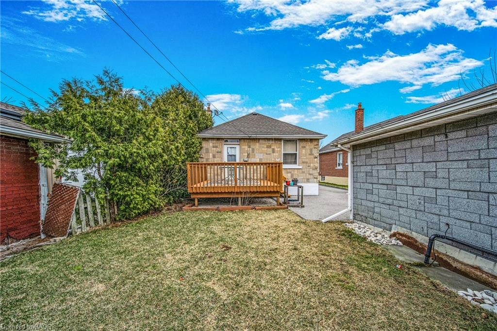 Upper-146 Glencarry Avenue, Hamilton, ON, L8K 3R8 - 4