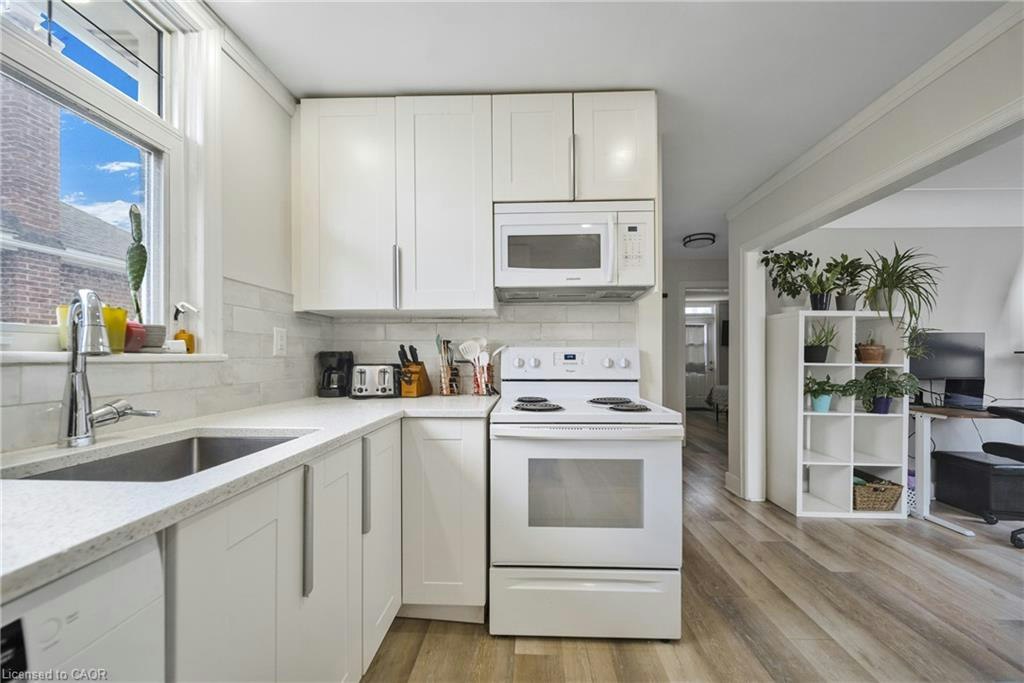 Upper-146 Glencarry Avenue, Hamilton, ON, L8K 3R8 - 15