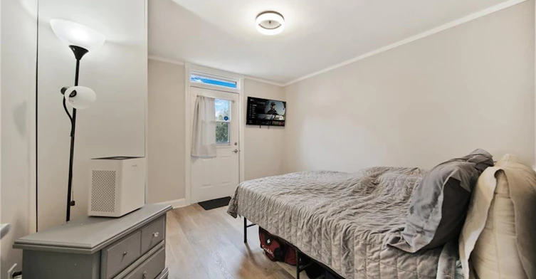 Upper-146 Glencarry Avenue, Hamilton, ON, L8K 3R8 - 17