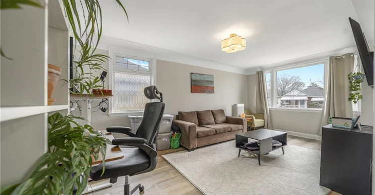 Upper-146 Glencarry Avenue, Hamilton, ON, L8K 3R8 - 7