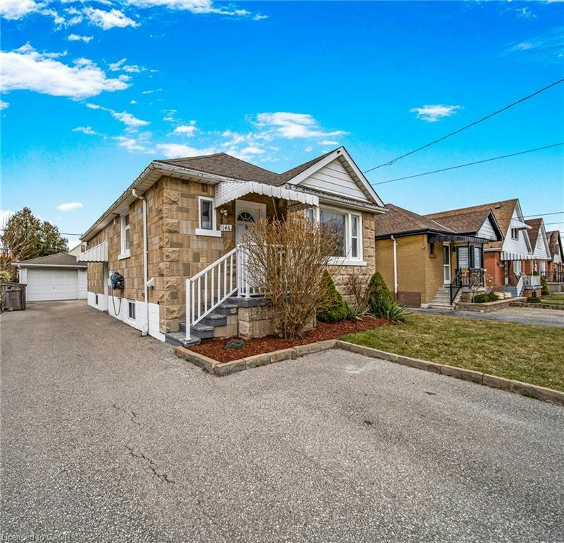 Upper-146 Glencarry Avenue, Hamilton, ON, L8K 3R8 - 2