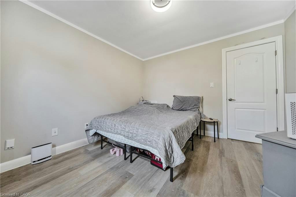 Upper-146 Glencarry Avenue, Hamilton, ON, L8K 3R8 - 18
