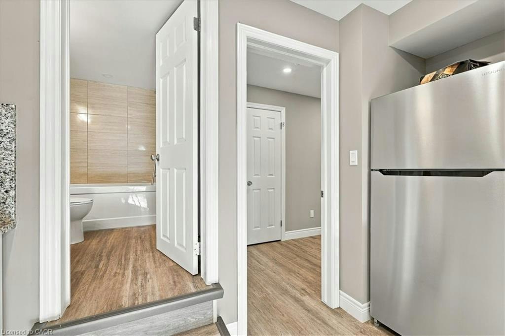 LOWER-17 Eby Street S, Kitchener, ON, N2G 3K6 - 7
